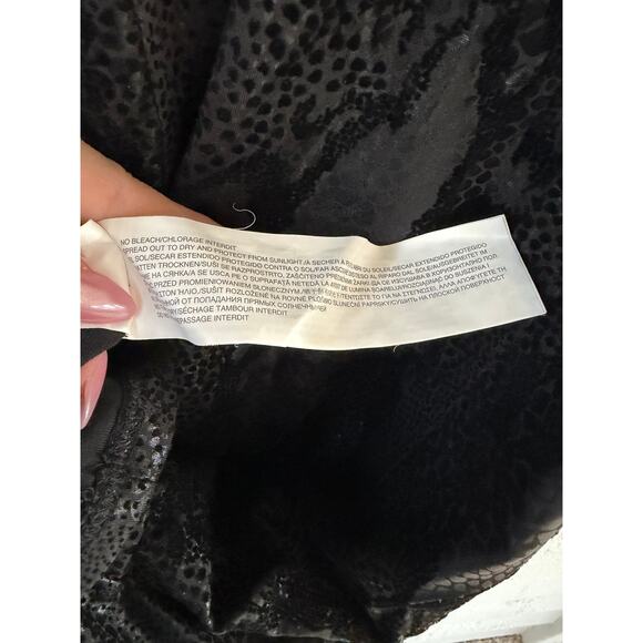 MINKPINK Black Snake Print Halter Dress Size M Sleeveless Mini Dress - Picture 6 of 7